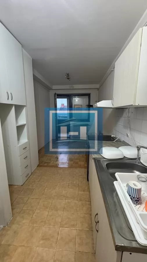 Izdaje se stan okružen zelenilom – idealan za miran i kvalitetan život 6