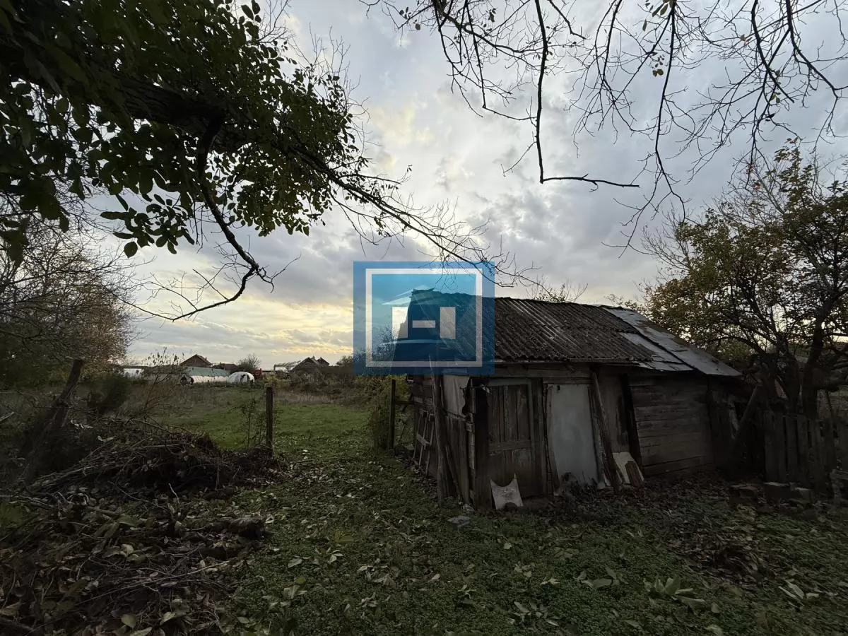 Kuća na placu od 15 ari , u centralnom delu Kočinog sela na 5 km od Jagodine 16