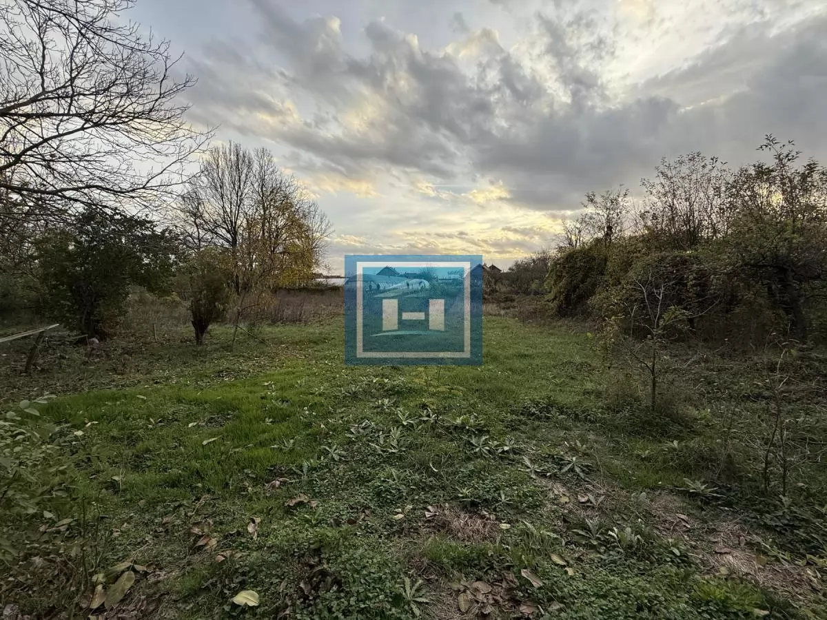 Kuća na placu od 15 ari , u centralnom delu Kočinog sela na 5 km od Jagodine 26