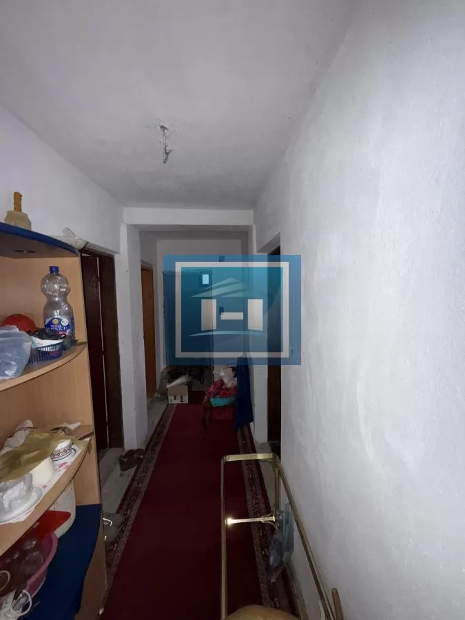 Kuća na placu od 15 ari , u centralnom delu Kočinog sela na 5 km od Jagodine 33