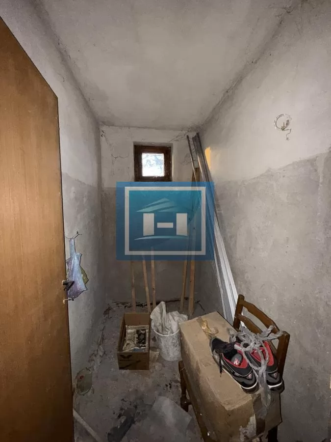 Kuća na placu od 15 ari , u centralnom delu Kočinog sela na 5 km od Jagodine 34