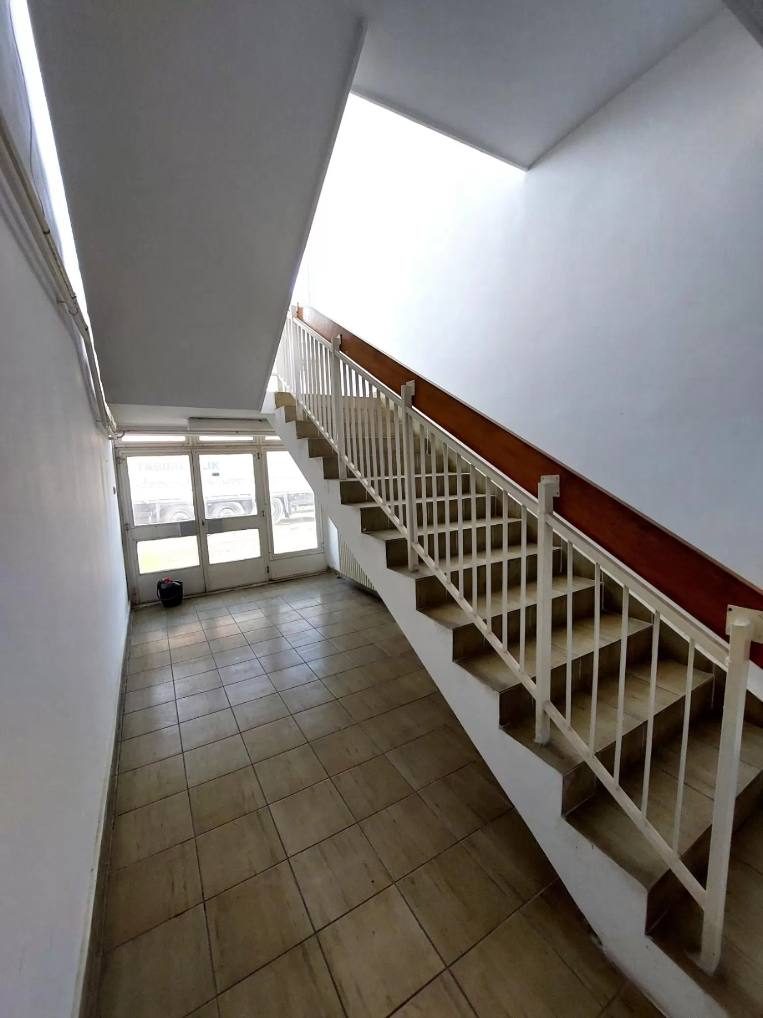 Poslovni prostor,NOVI SAD,SLANA BARA,kv: 1000, € 4, ID: 9101896 11