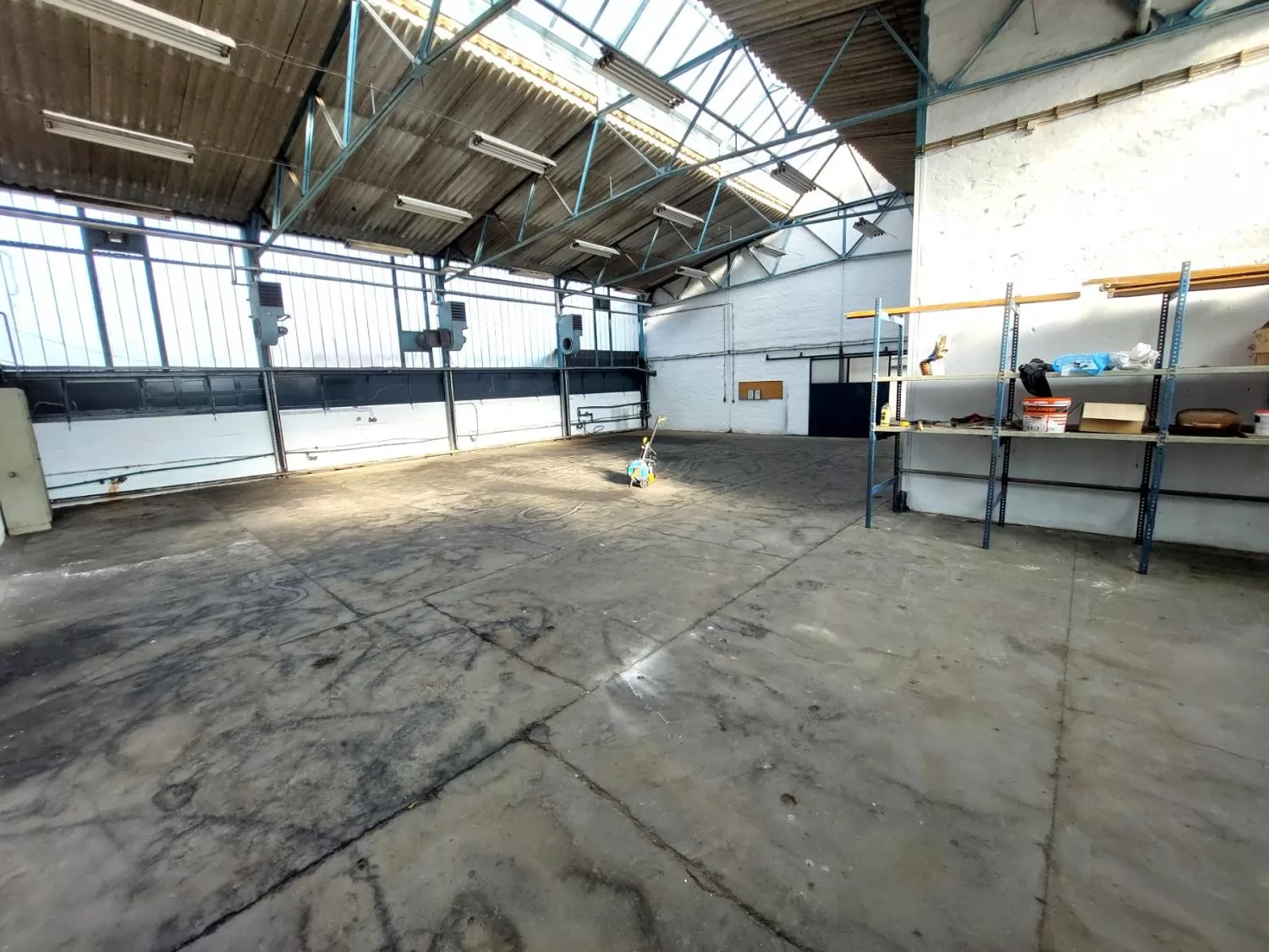 Poslovni prostor,NOVI SAD,SLANA BARA,kv: 1000, € 4, ID: 9101896 13