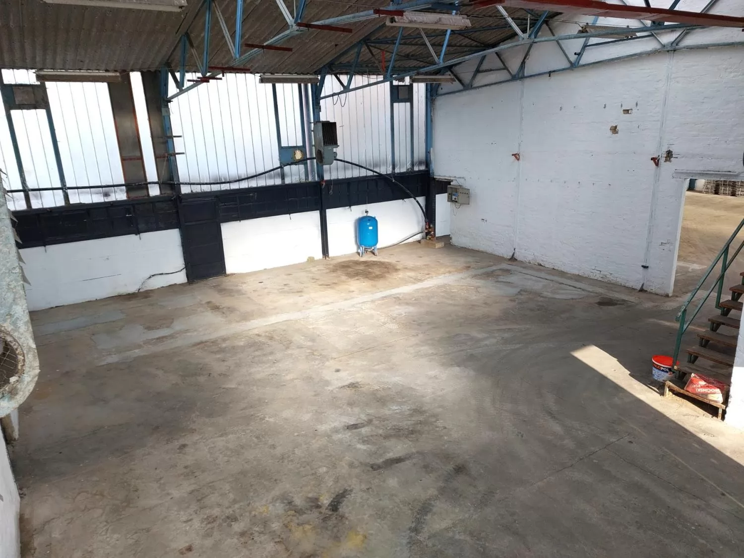 Poslovni prostor,NOVI SAD,SLANA BARA,kv: 1000, € 4, ID: 9101896 16