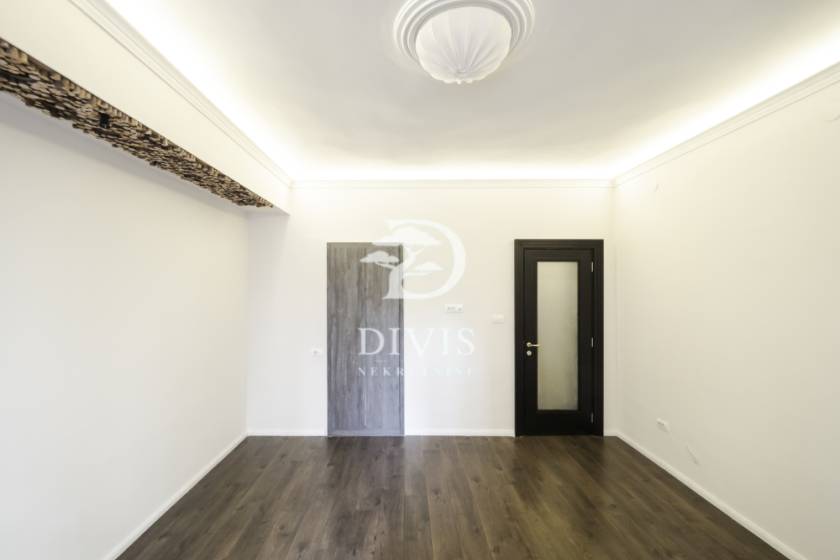 Prodajemo odličan 2 5 stan  Dorćol  Gospodar Jovanova 2