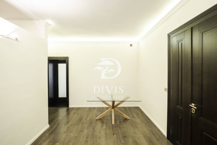 Prodajemo odličan 2 5 stan  Dorćol  Gospodar Jovanova 5