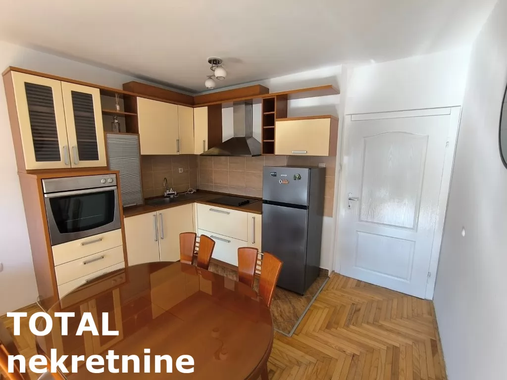 Stan,NOVI SAD,CENTAR,kv: 50.00, € 150000, ID: 1101832 5