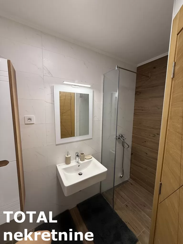 Stanovi,NOVI SAD,CENTAR,kv: 27.00, € 500, ID: 9189863 13