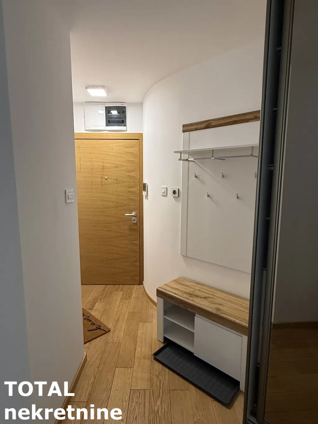 Stanovi,NOVI SAD,CENTAR,kv: 27.00, € 500, ID: 9189863 14