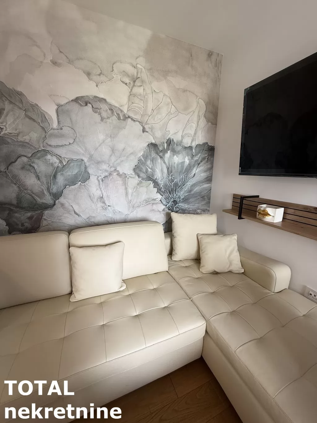 Stanovi,NOVI SAD,CENTAR,kv: 27.00, € 500, ID: 9189863 6