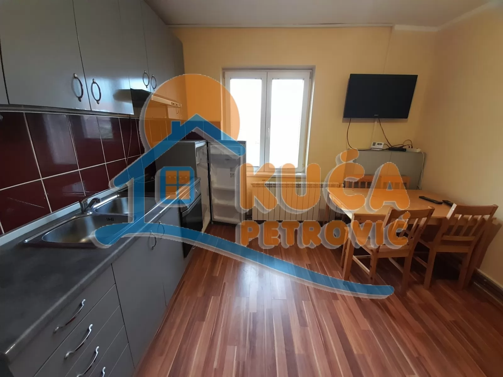 Trosoban stan, 45 m2, Donja Vrežina, Bulevar Medijana ID: i-09100 2