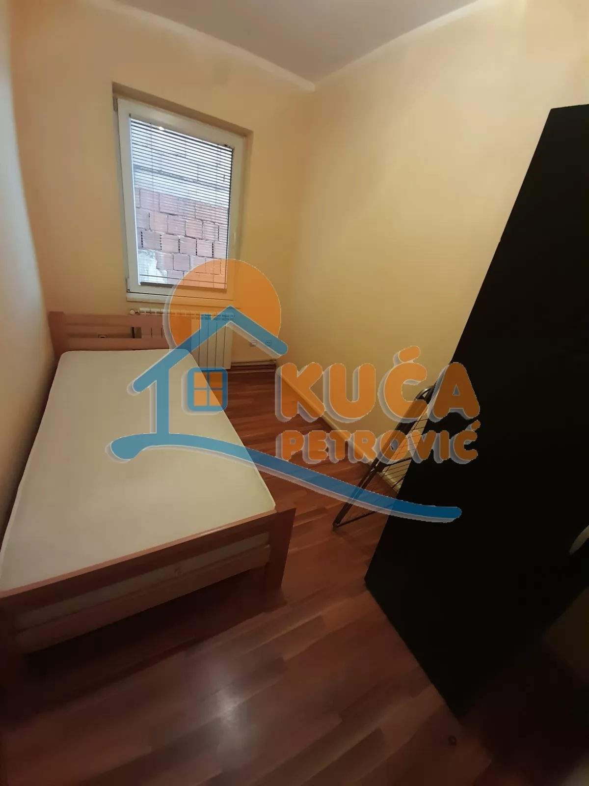 Trosoban stan, 45 m2, Donja Vrežina, Bulevar Medijana ID: i-09100 7