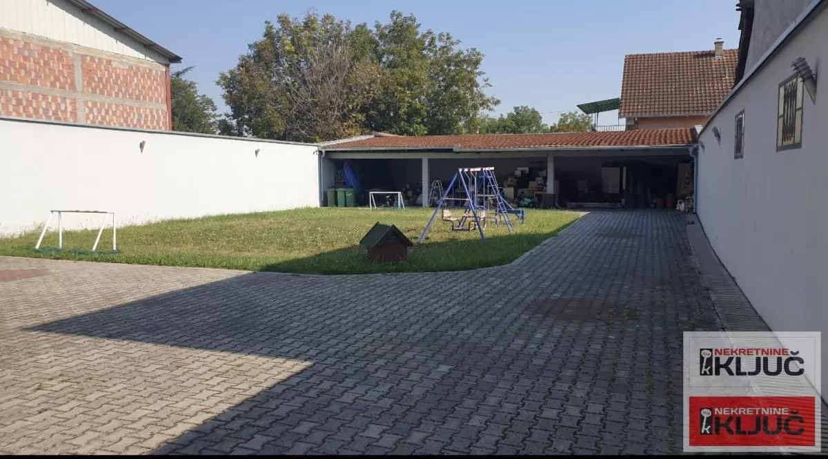 KAĆ IZDAJE SE KUĆA ZA STAMBENO-POSLOVNE DELATNOSTI 23