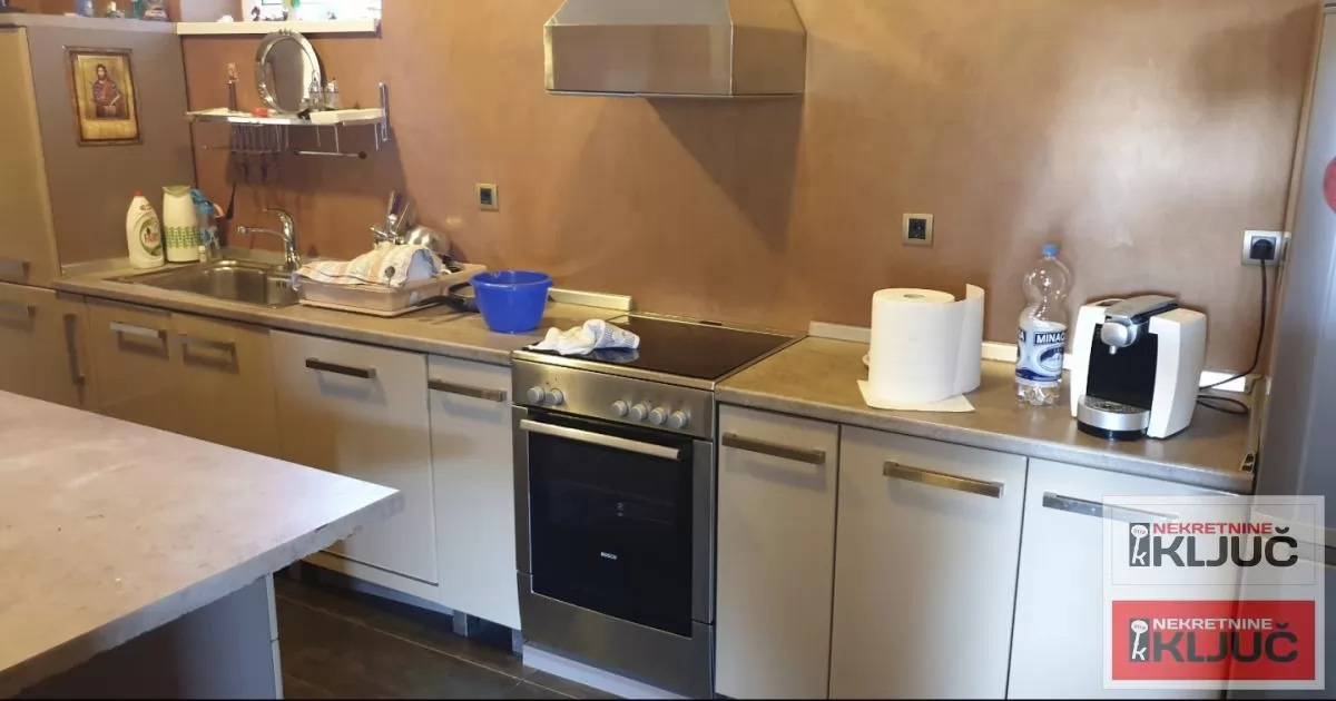 KAĆ IZDAJE SE KUĆA ZA STAMBENO-POSLOVNE DELATNOSTI 30