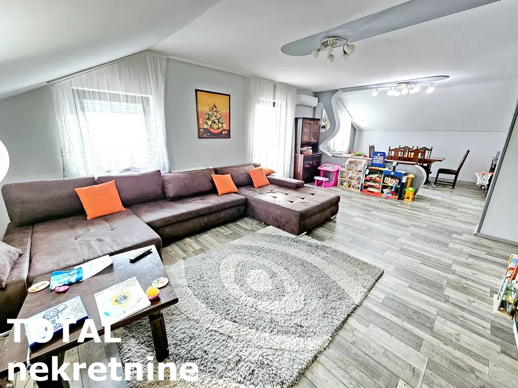 Kuca,NOVI SAD,VETERNIK,kv: 463.00, € 450000, ID: 3091502 11