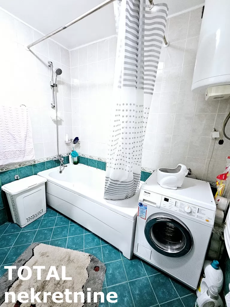 Kuca,NOVI SAD,VETERNIK,kv: 463.00, € 450000, ID: 3091502 31