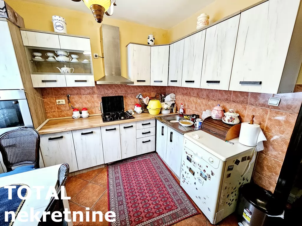 Kuca,NOVI SAD,VETERNIK,kv: 463.00, € 450000, ID: 3091502 9