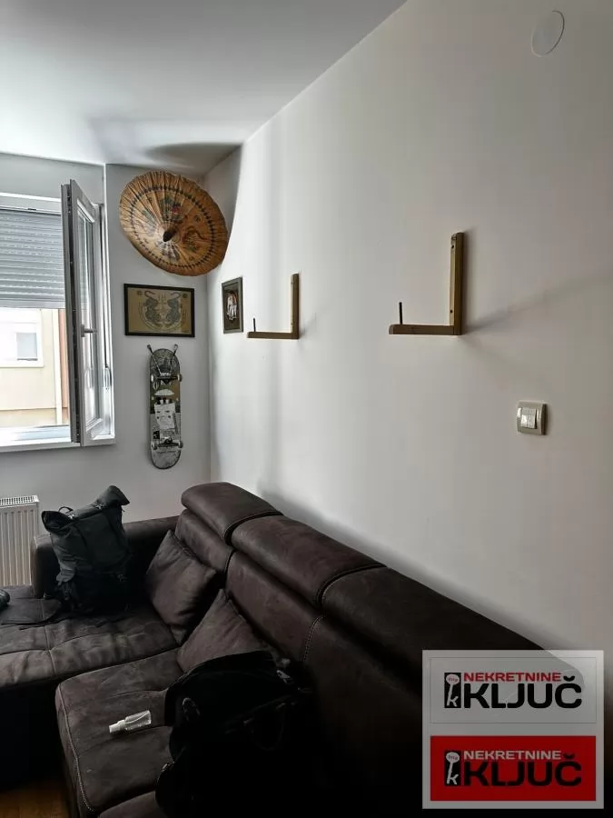 SOCIJALNO IZDAJE SE JEDNOIPOSOBAN NAMEŠTEN STAN 1