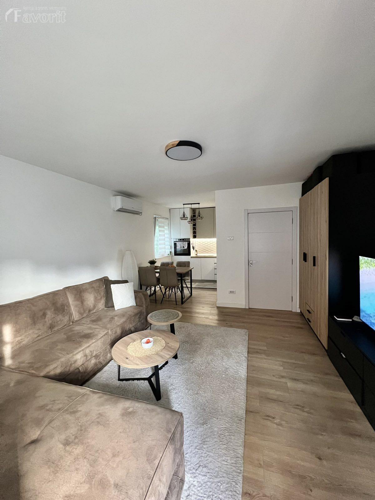 CERAK, MOJKOVACKA, 32m2 4