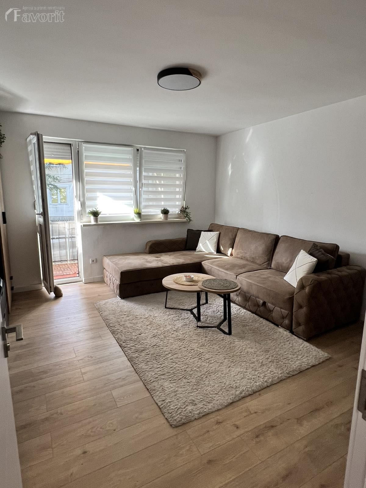 CERAK, MOJKOVACKA, 32m2 1