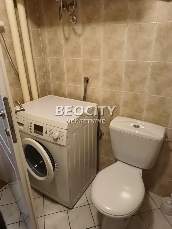 Dvosoban stan, 69 m2, Blok 12 (Yubc) ID: 125943 13