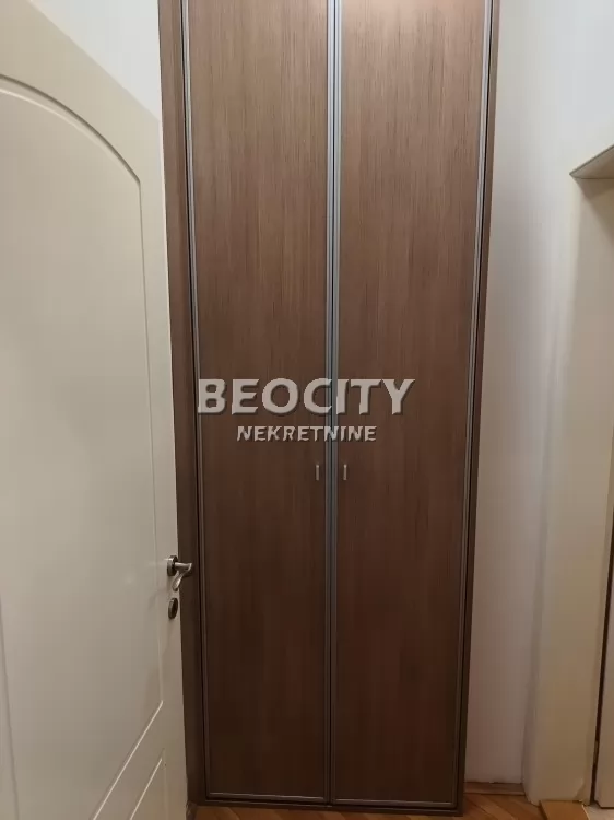 Dvosoban stan, 69 m2, Blok 12 (Yubc) ID: 125943 9