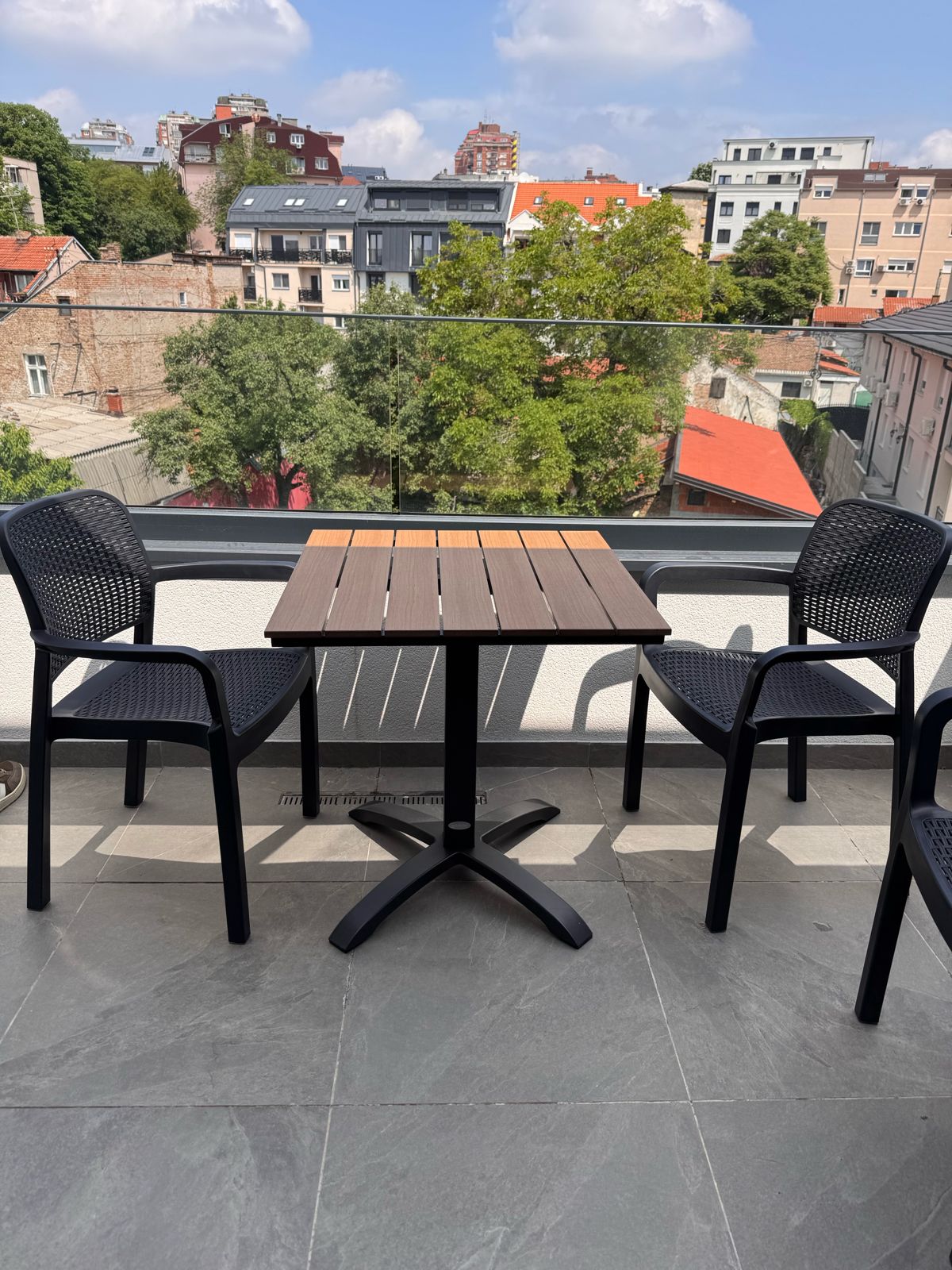Iznajmljujem Stan Apartman  Hram  Beograd Grad 8