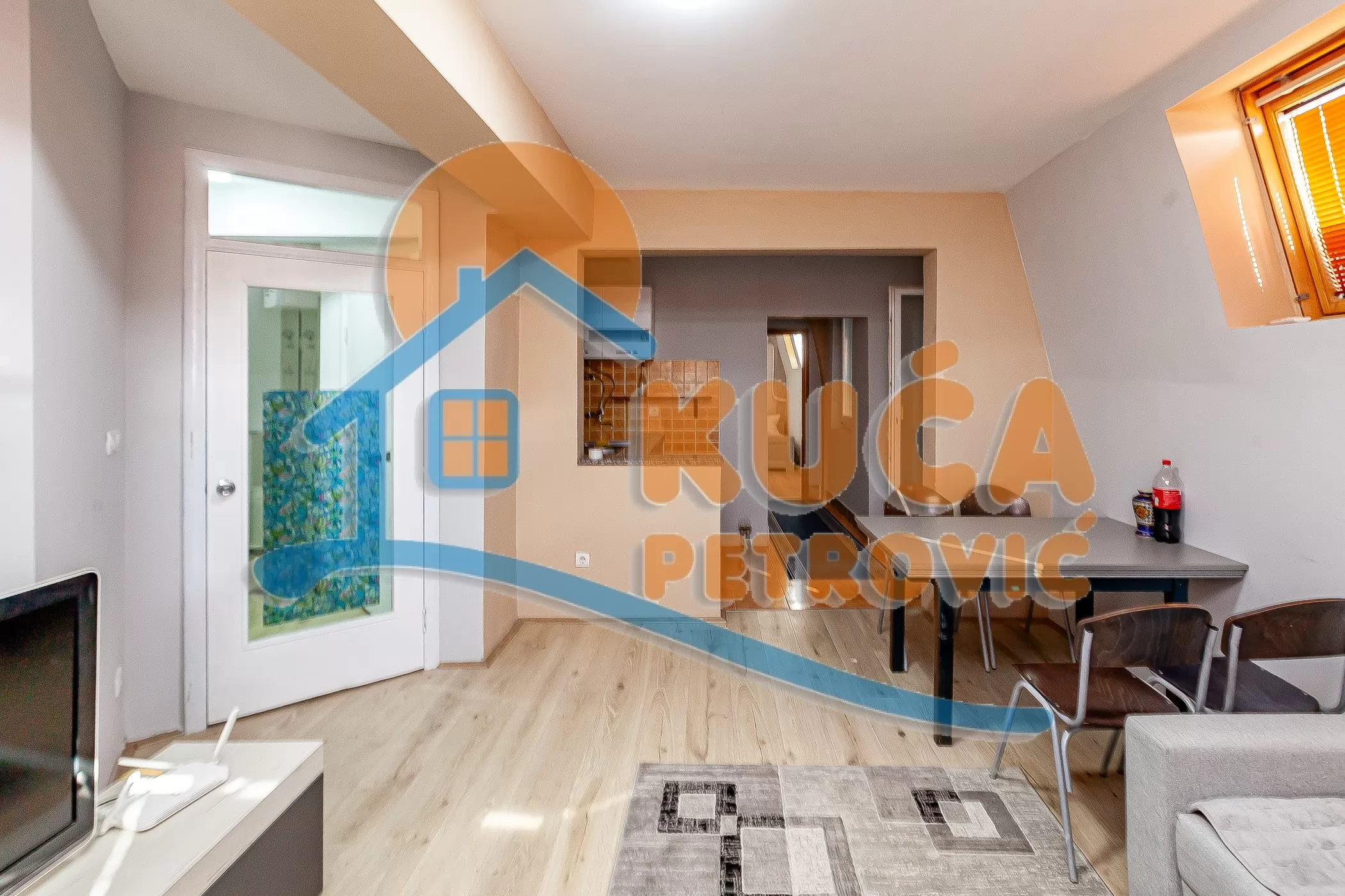 Trosoban stan, 66 m2, Medijana, Kozaračka ID: p-015317 1