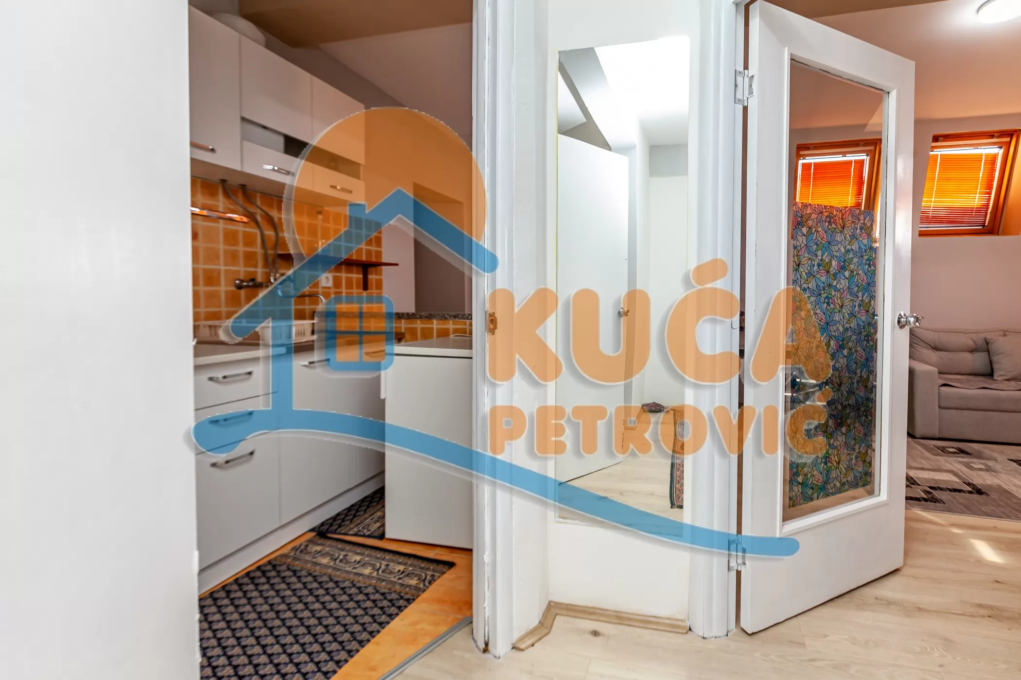 Trosoban stan, 66 m2, Medijana, Kozaračka ID: p-015317 3