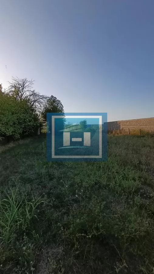 Velika parcela na Ribarskom putu 5