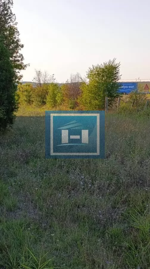 Velika parcela na Ribarskom putu 6