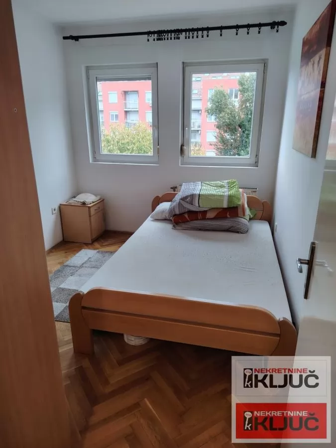 CARA DUŠANA, 36m2, Jednoiposoban, Polunamešten 3