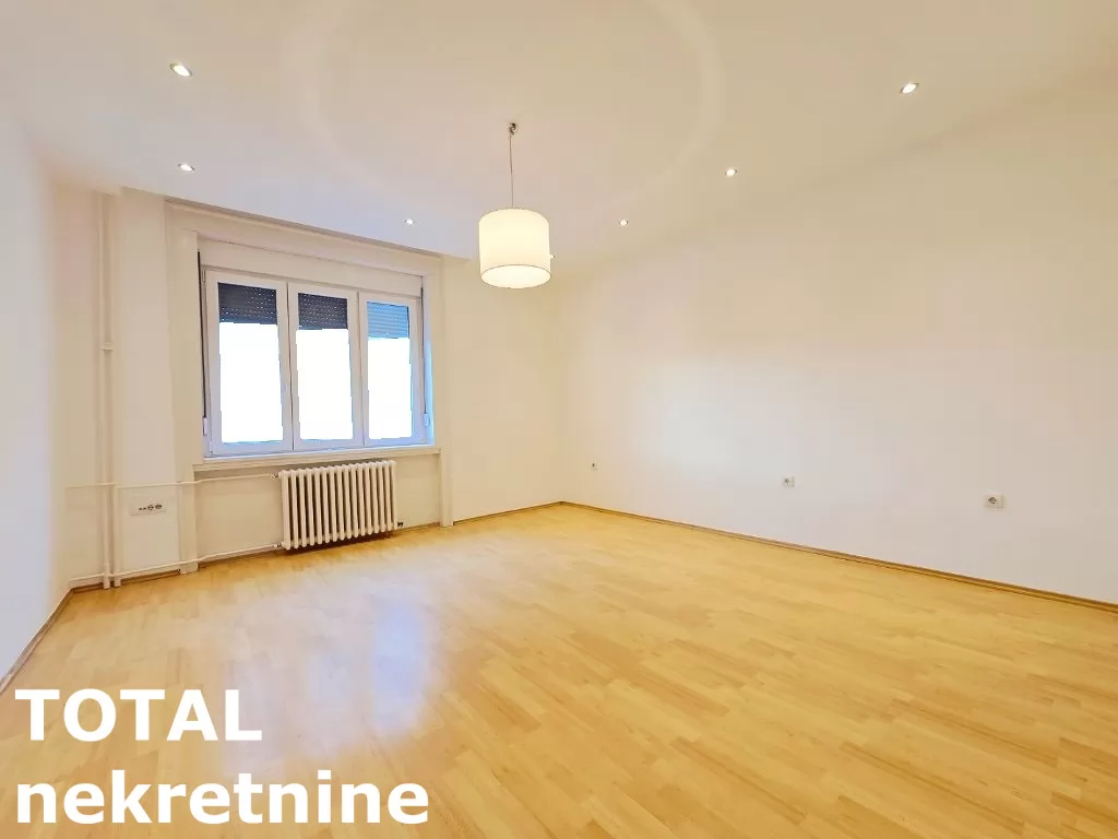 Stan,NOVI SAD,CENTAR,kv: 112.00, € 360000, ID: 1101844 23