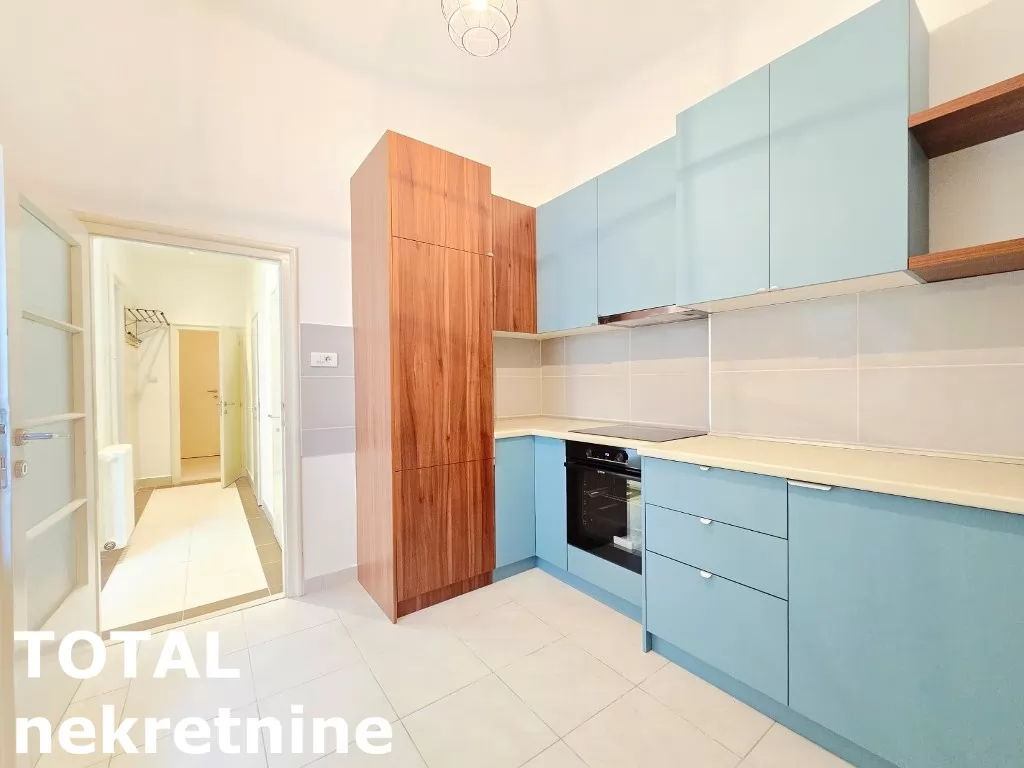 Stan,NOVI SAD,CENTAR,kv: 112.00, € 360000, ID: 1101844 9