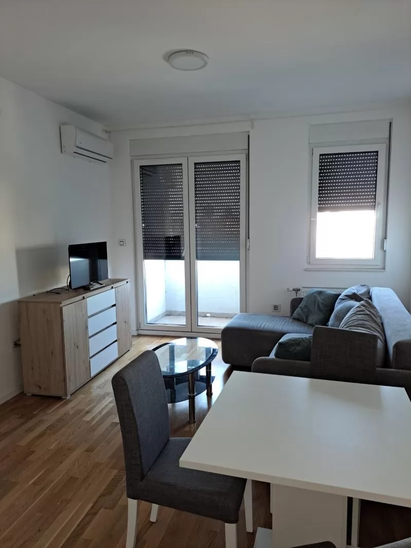 Stan,NOVI SAD,PODBARA,kv: 39, € 400, ID: 9101898 1