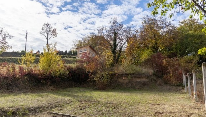 Plac Sremska Kamenica 737m2 2