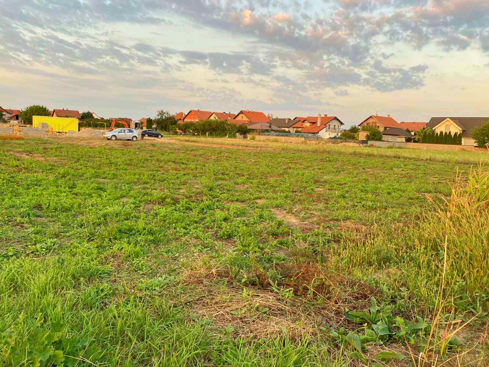 Prodajem plac u Loznici 1