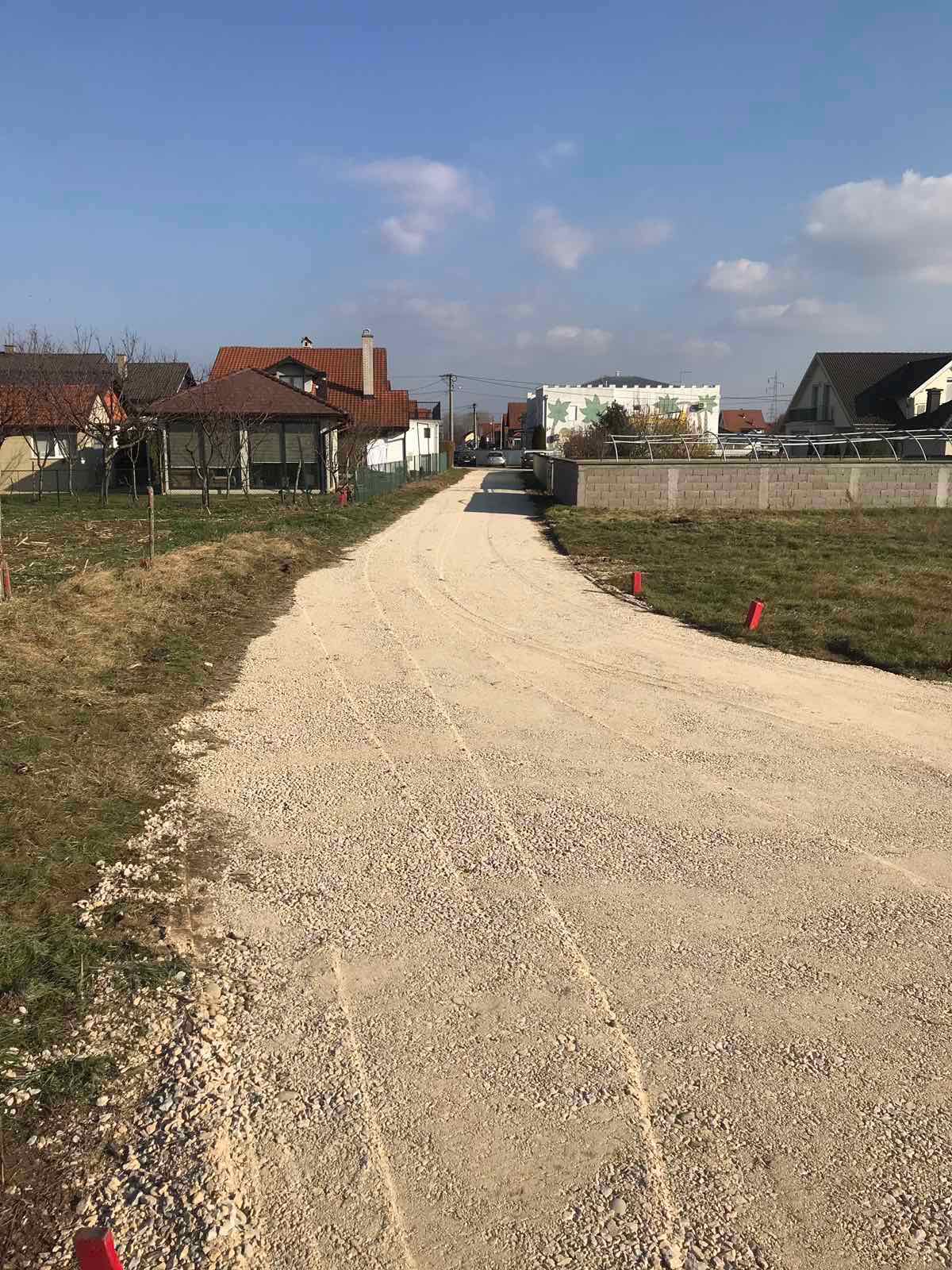 Prodajem plac u Loznici 4