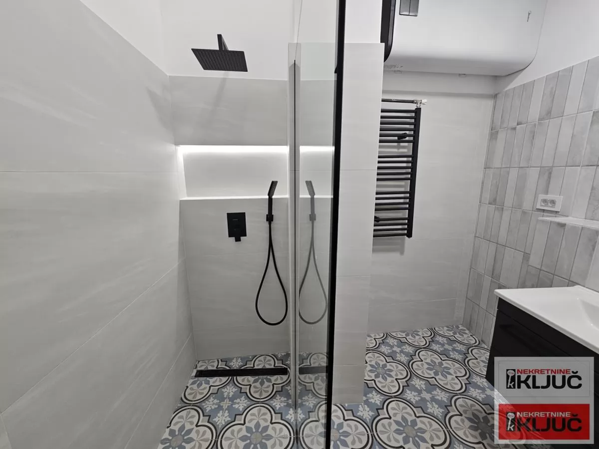 KOD IZVRŠNOG VEĆA, 75m2, Trosoban, Renoviran 6