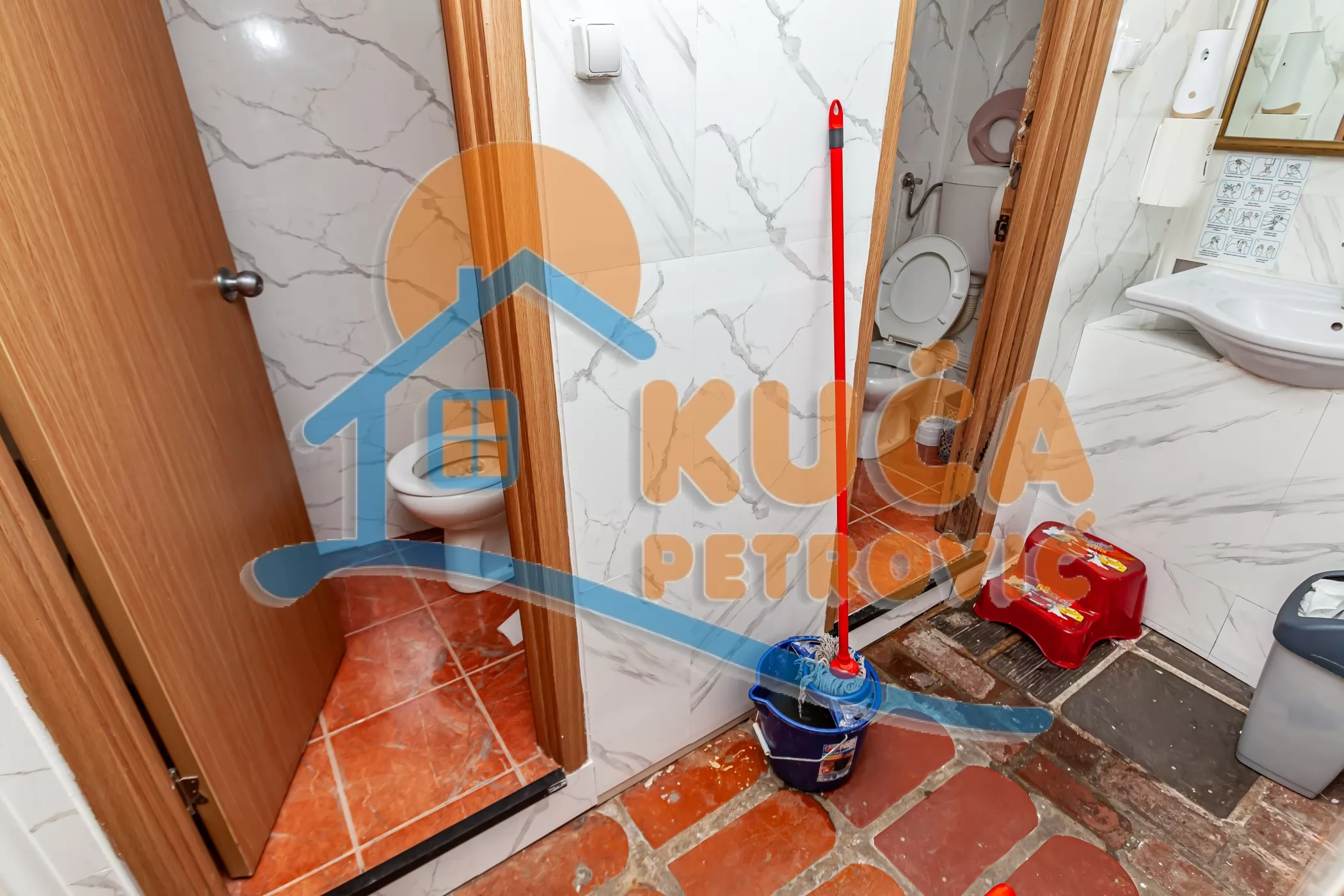 Lokal, 140 m2, Centar, Vojvode Vuka ID: p-015261 2
