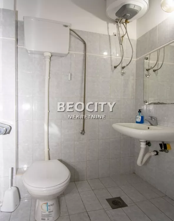 Petosoban stan, 240 m2, Dorćol, Cara Uroša ID: 123425 20