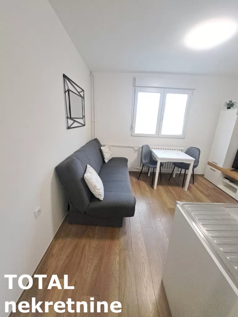 Stan,NOVI SAD,ZELEZNICKA STANICA,kv: 16.00, € 61500, ID: 1101853 1