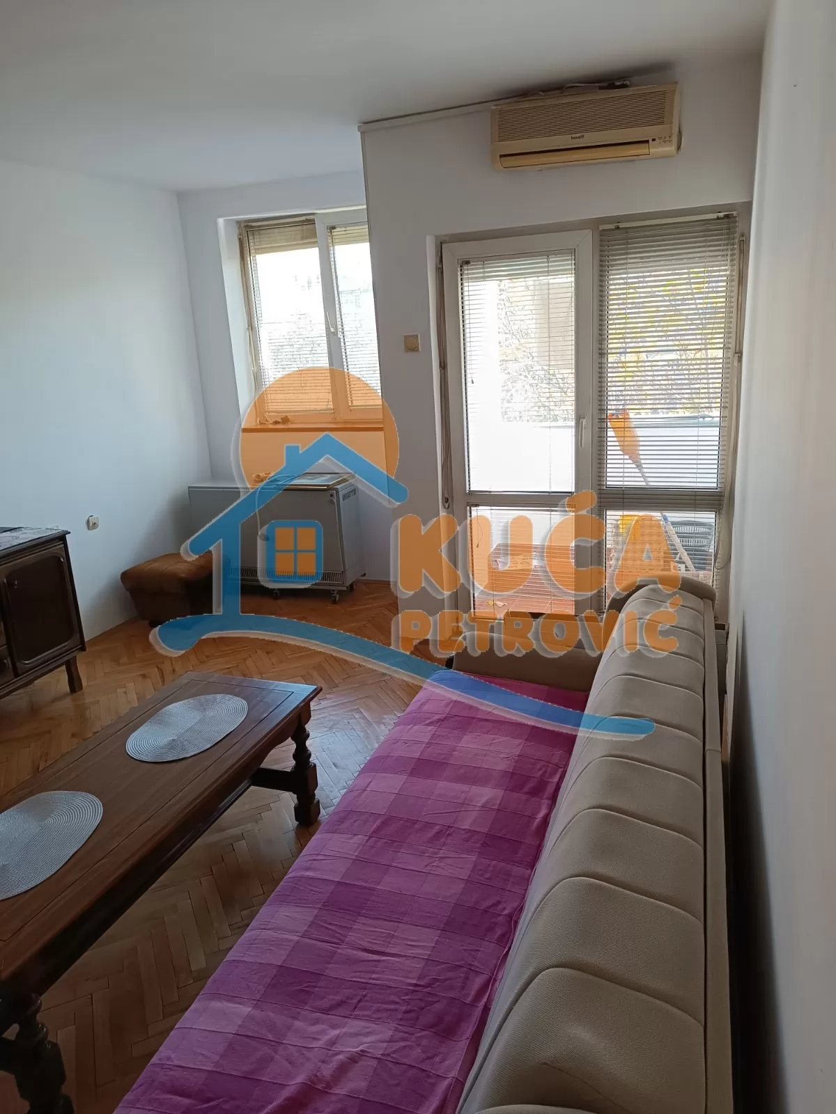 Jednosoban stan, 42 m2, Medicinski fakultet, Rentgenova ID: i-015336 1