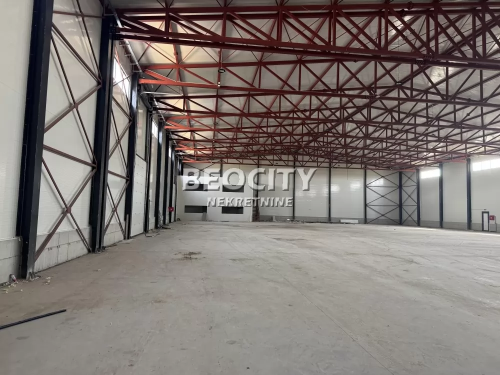 Lokal, 3000 m2, Ugrinovci ID: 125494 3