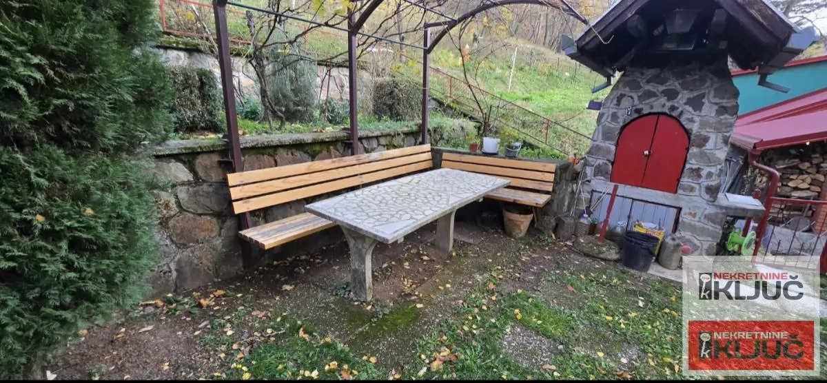 RAKOVAC, Vikendica 63m2 na placu 1400m2 23