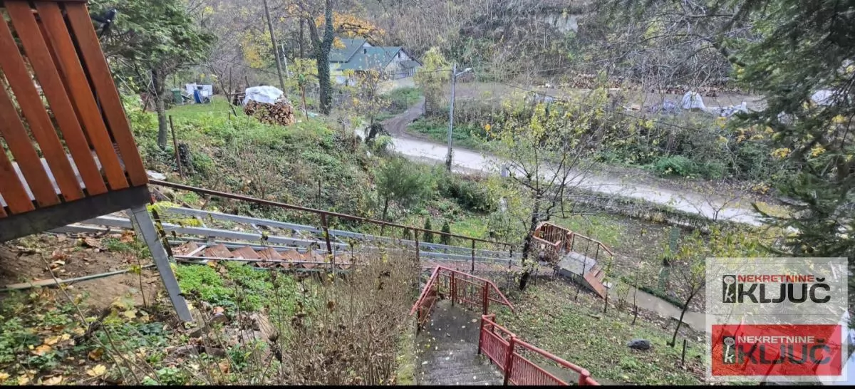 RAKOVAC, Vikendica 63m2 na placu 1400m2 43