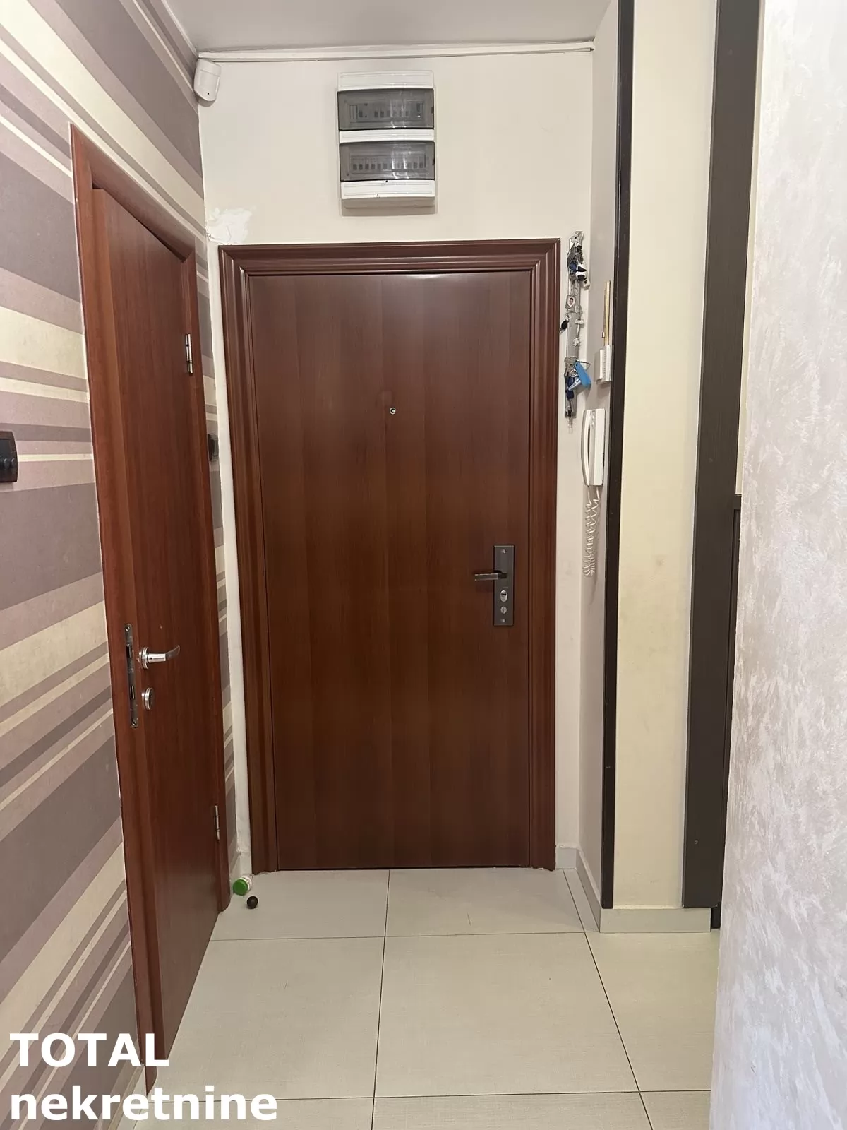 Stan,NOVI SAD,GRBAVICA,kv: 67.00, € 195000, ID: 1101857 15