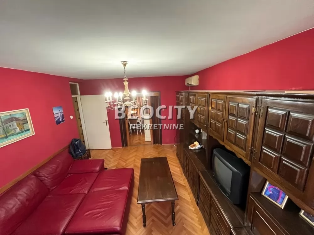 Trosoban stan, 61 m2, Centar, Grada Sirena ID: 126141 2