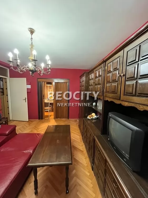 Trosoban stan, 61 m2, Centar, Grada Sirena ID: 126141 3