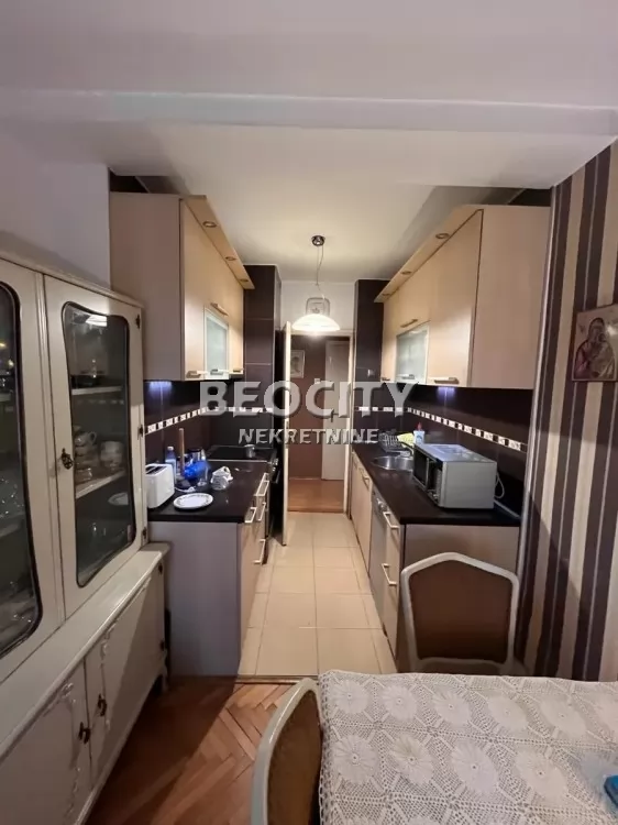 Trosoban stan, 61 m2, Centar, Grada Sirena ID: 126141 5